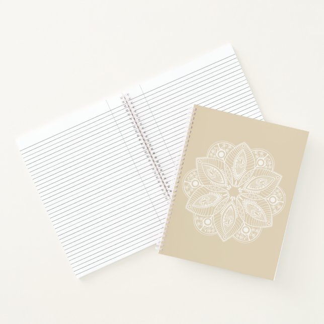 Exotic White Mandala auf Beige Hintergrund Notizbuch (Innenseite)