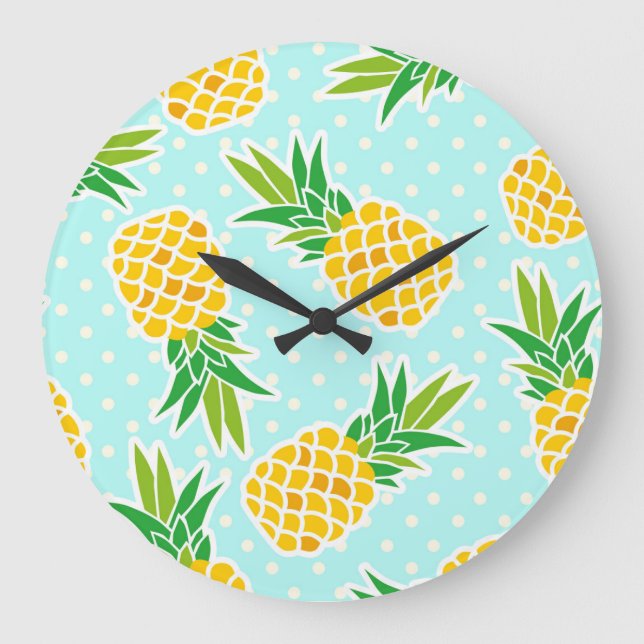 Exotische Ananas: Blue Polka-Dot Fun. Große Wanduhr (Vorderseite)