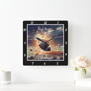 Explodierender Fußball individuell Quadratische Wanduhr