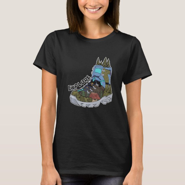 Explore Hiking Boot Adventure Campfire Traveler Ca T-Shirt (Vorderseite)