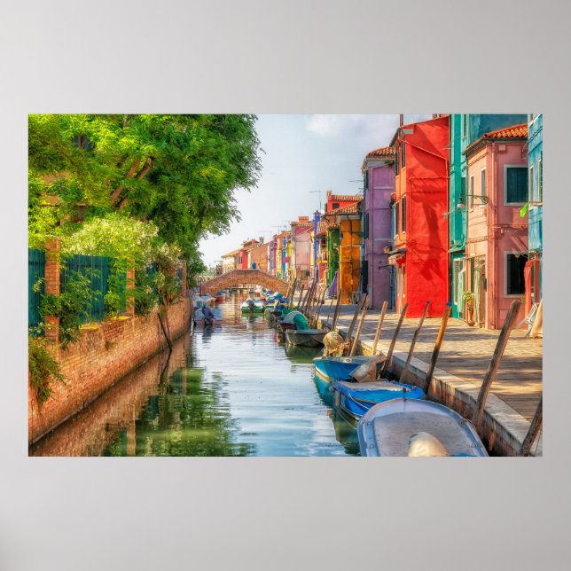 Explore the Vibrant Charm of Burano Poster (Vorne)