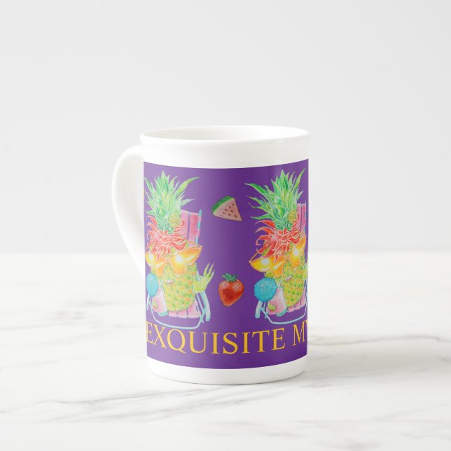 EXQUISITE DAMEN-KUNSTMUGG  PROZELLANTASSE (Vorderseite Links)