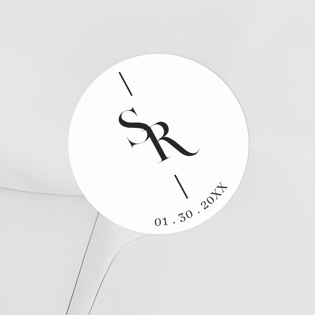 Exquisite Minimalist Black & White Initials Runder Aufkleber (Exquisite Minimalist Black & White Wedding Initials Classic Round Sticker. )