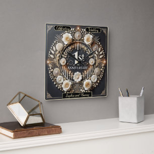 Exquisiter Kranz für die Liebe im ersten Jahr Quadratische Wanduhr