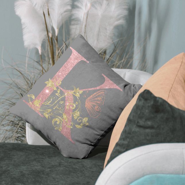 Extravagant rosa Glitzer Letter K Kissen (Von Creator hochgeladen)