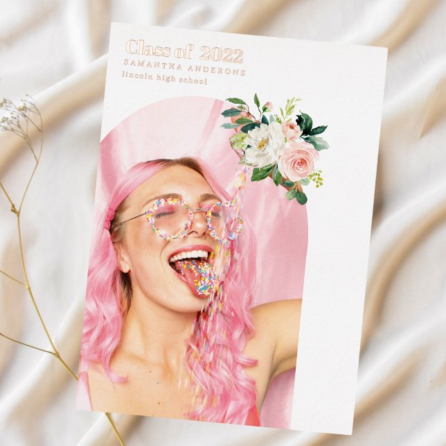 Extravagante Blume Foto Graduate Rose Gold Folieneinladung (Von Creator hochgeladen)