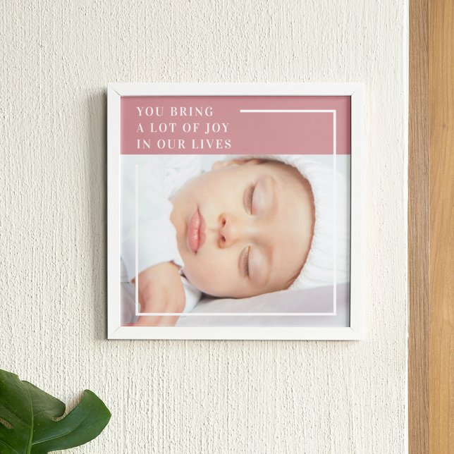Extravagantes Niedliches Baby-Foto | Rosa und Weiß Poster (Von Creator hochgeladen)