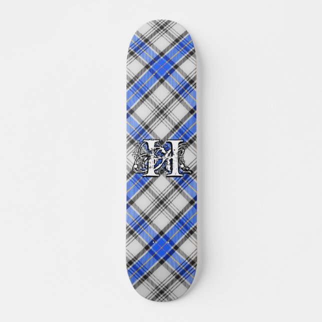 Extreme Tartan Clan Hannay Monogram Skateboard (Vorne)