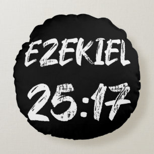 Ezekiel 25 17 Grunge-Typografie-Vers-Label Rundes Kissen
