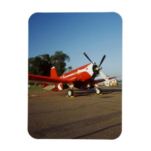 F2G-1D Superseeräuberflugzeug an einer Flugschau Magnet