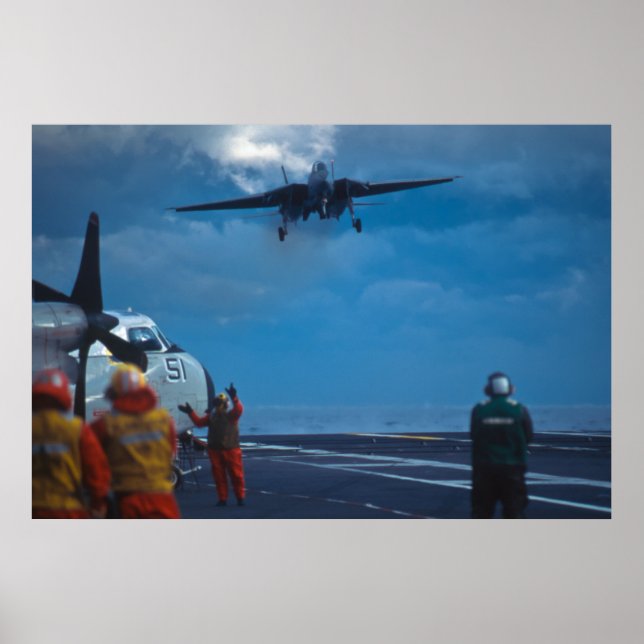 F-14 Tomcat Landung auf Flugzeugträger Poster (Vorne)