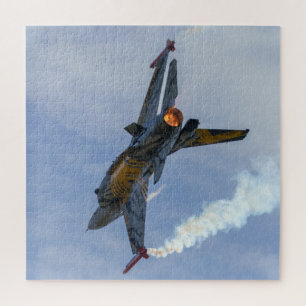 F-16 Tiger drehen und brennen Puzzle