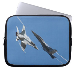 F/A-18 Fighter Jet Flugzeug Air Show Stunt Laptopschutzhülle