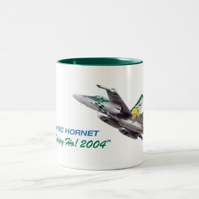F/A-18 HORNET maug Zweifarbige Tasse (Mittel)