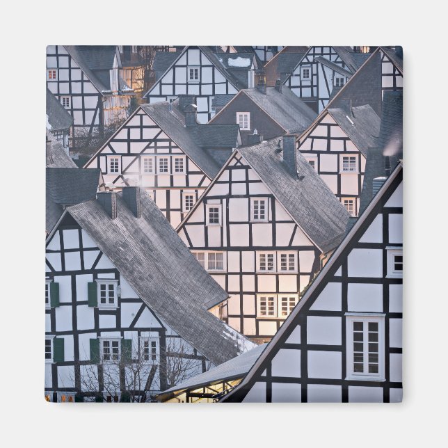 Fachwerkhäuser in Freudenberg Magnet (Vorne)