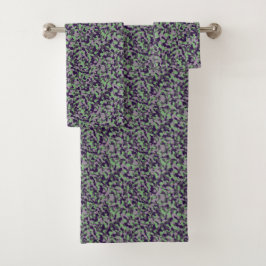 faded green and violet camo abstract badhandtuch set