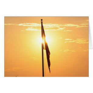 Fahne bei Sonnenaufgangskarte