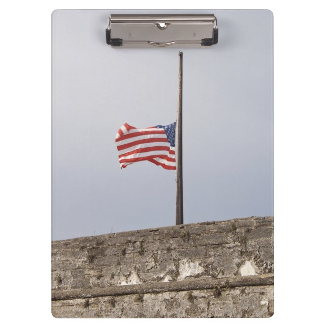 Fahne der Vereinigten Staaten auf halbem Mast Klemmbrett (Vorderseite)