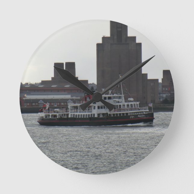 Fähre über den Fluss Mersey Runde Wanduhr (Vorderseite)