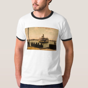 Fähre zu Windsor, Kanada von Detroit, Michigan T-Shirt