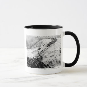 Fahren des Viehs im Winter Tasse
