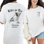 Fahren oder Die bis zum Tod machen wir Party Bache T-Shirt<br><div class="desc">Feiern Sie Ihren Junggeselinnen-Abschied mit unserem Personalisierten "Ride or Die" Shirt, das für das ultimative "Til Death Do We Party"-Erlebnis konzipiert ist. Dieses Shirt, das sich perfekt für einen gotischen Hochzeitsfest eignet, verbindet dunkle Eleganz mit einer Touch Spaß. Mit einer kühnen Skelettbridgrafik und dem spielerischen Slogan "bis zum Tod tun...</div>