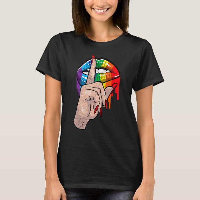 Fahren Sie die Regenbogenlippen in den Gay Pride. T-Shirt (Vorderseite)