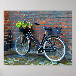 Fahrrad mit Blume-Korb, Kopenhagen, Dänemark Poster