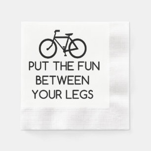 Fahrrad zwischen Legen Serviette