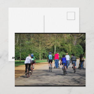 Fahrräder und Kinderwagen Postkarte