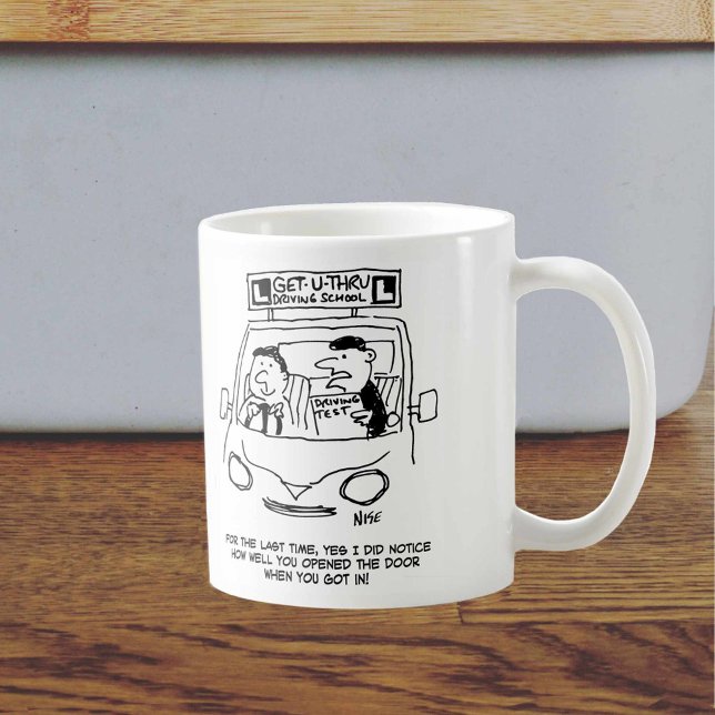 Fahrschule. Prüfer festgestellte Türeinfahrt Tasse (Von Creator hochgeladen)