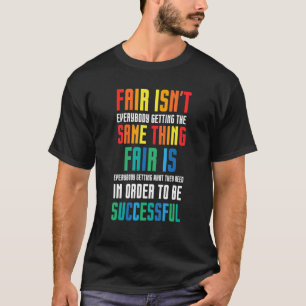 Fairerweise bekommt nicht jeder das Gleiche T-Shirt