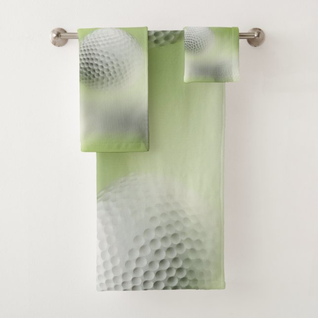 Fairway Finesse: Golf Essentials Musterspiel Badhandtuch Set (Insitu)