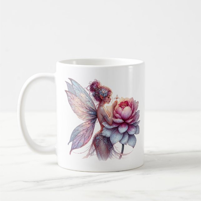 Fairy hält eine übergroße Blume Personalisiert Kaffeetasse (Links)
