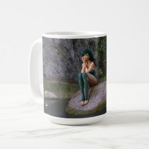 Fairy in der Tasse des verzauberten Teichkaffees