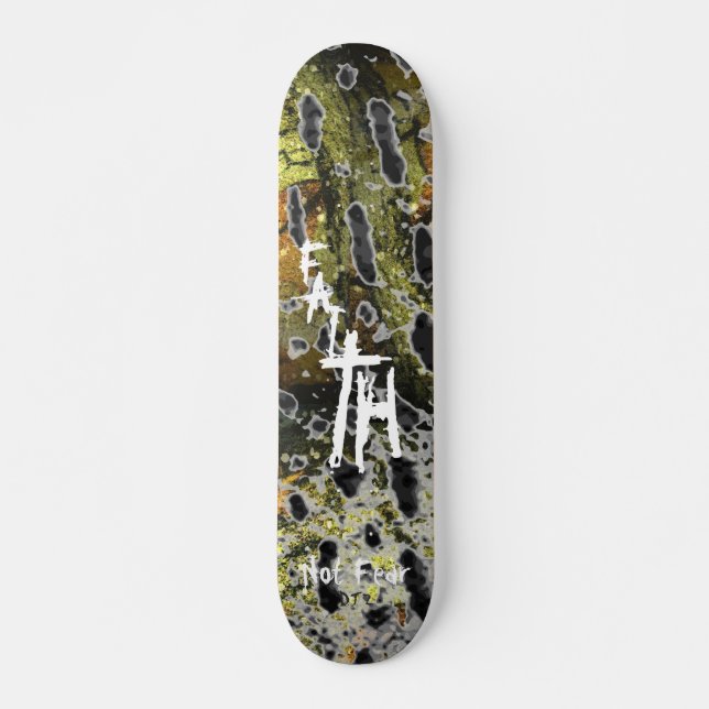 Faith Camouflage Skateboard (Vorne)