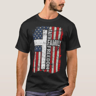 Faith Family Freedom Patriotic US Flag Christlich  T-Shirt