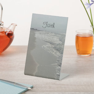 Faith Sockelschild