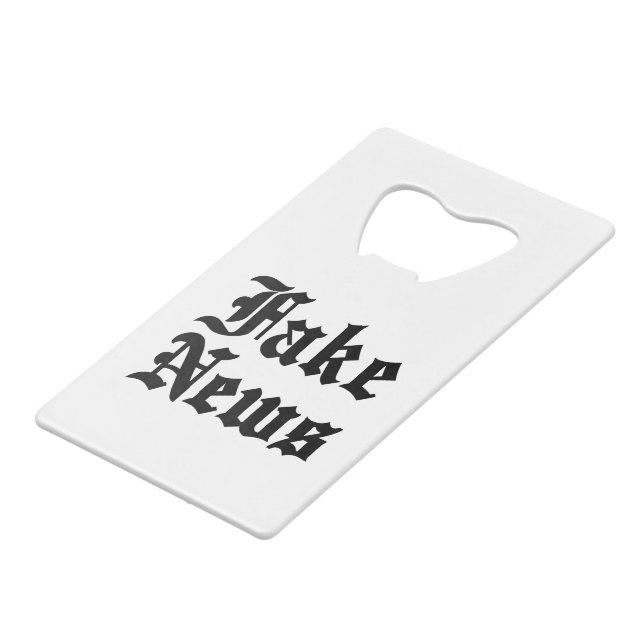 Fake News Geldbeutel Flaschenöffner (Vorderseite Schrägansicht)
