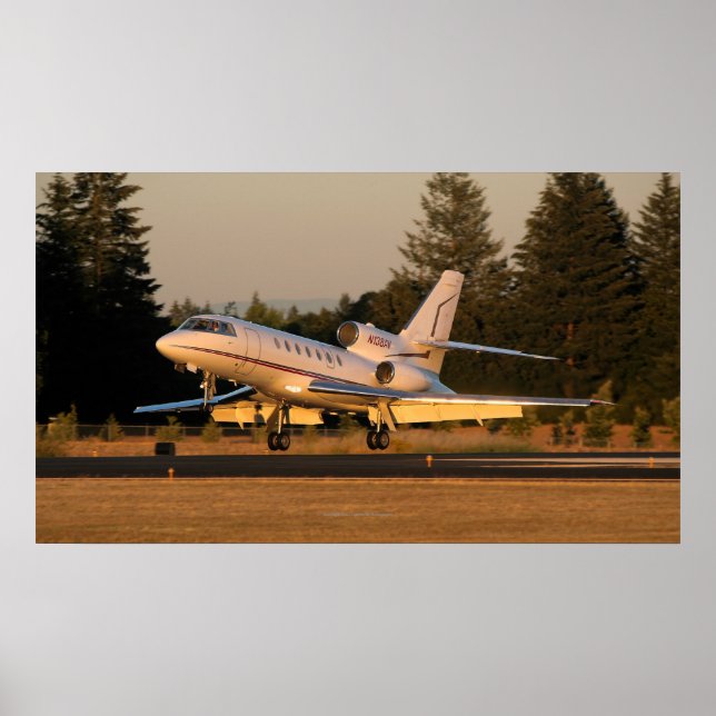 Falcon 50 Touchdown Poster (Vorne)