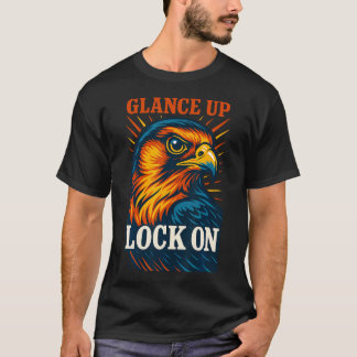 Falcon Blick nach oben Sperre Auf Falknerei-Enthus T-Shirt
