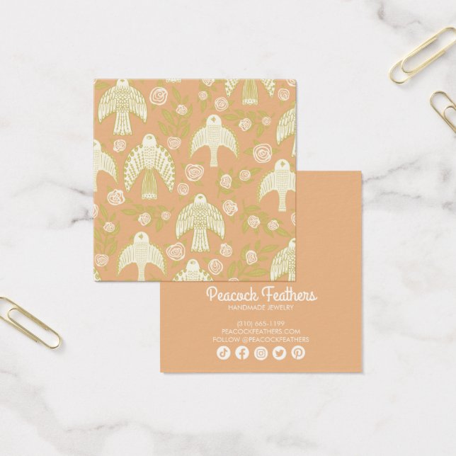 Falken & Rose erwischen Nekklace-Schmuckanzeige (Büro)