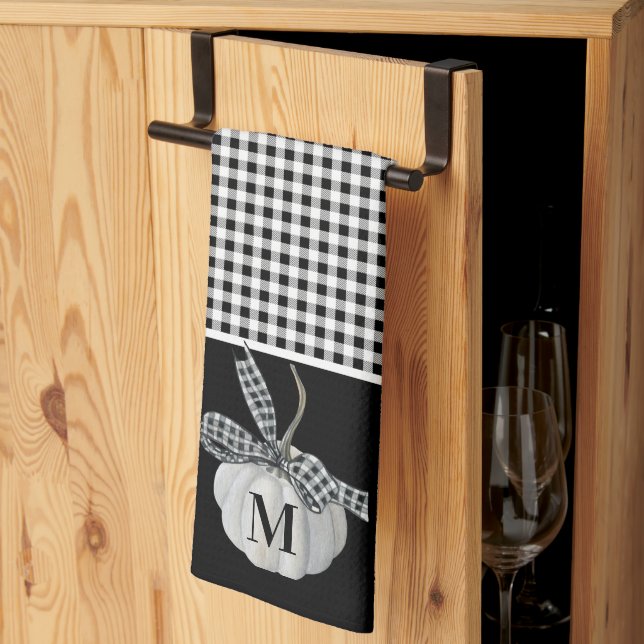 Fall Bauernhof Pumpkin Schwarz-weiß Buffalo Karier Geschirrtuch (Drittel gefaltet)