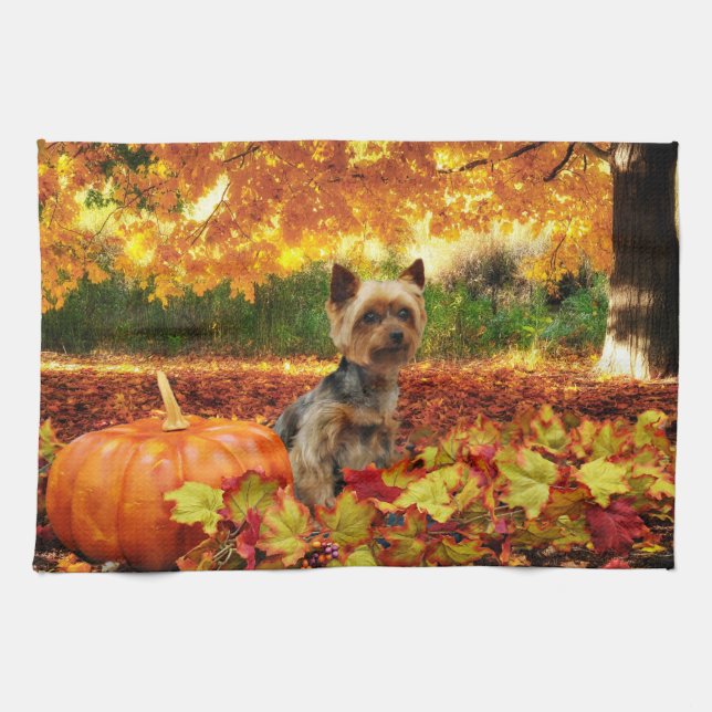 Fall-Erntedank - Tucker - Yorkie Handtuch (Horizontal)