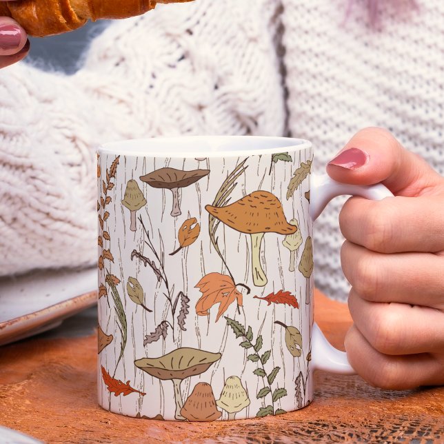 Fall Fungi und Blätter - nahtloses Muster. Kaffeetasse (Von Creator hochgeladen)