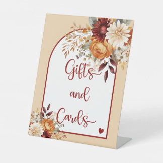 FALL IN LIEBE FLORAL ARCH BRAUTPARTY GIFTS&CARDS SOCKELSCHILD