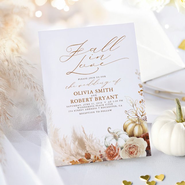 Fall in Liebe Hochzeit von Terracotta und Goldpump Einladung (Pumpkins Fall In Love Terracotta Wedding Invitations)