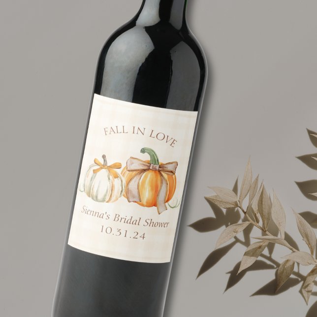 "Fall in Liebe" Rustikales Niedliches Brautparty H Weinetikett (Von Creator hochgeladen)