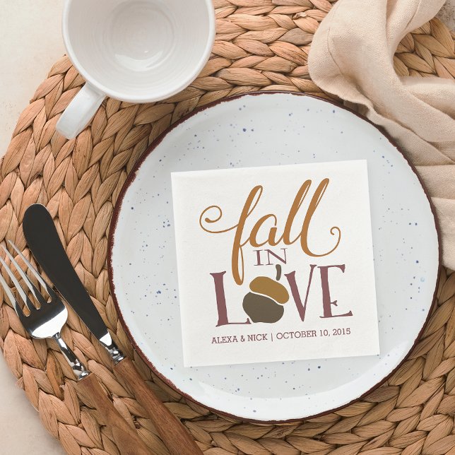 Fall in Love | Autumn Acorn Wedding Engagement Serviette (Von Creator hochgeladen)