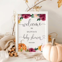 Fall Kleiner Kürbis auf dem Wegweiser